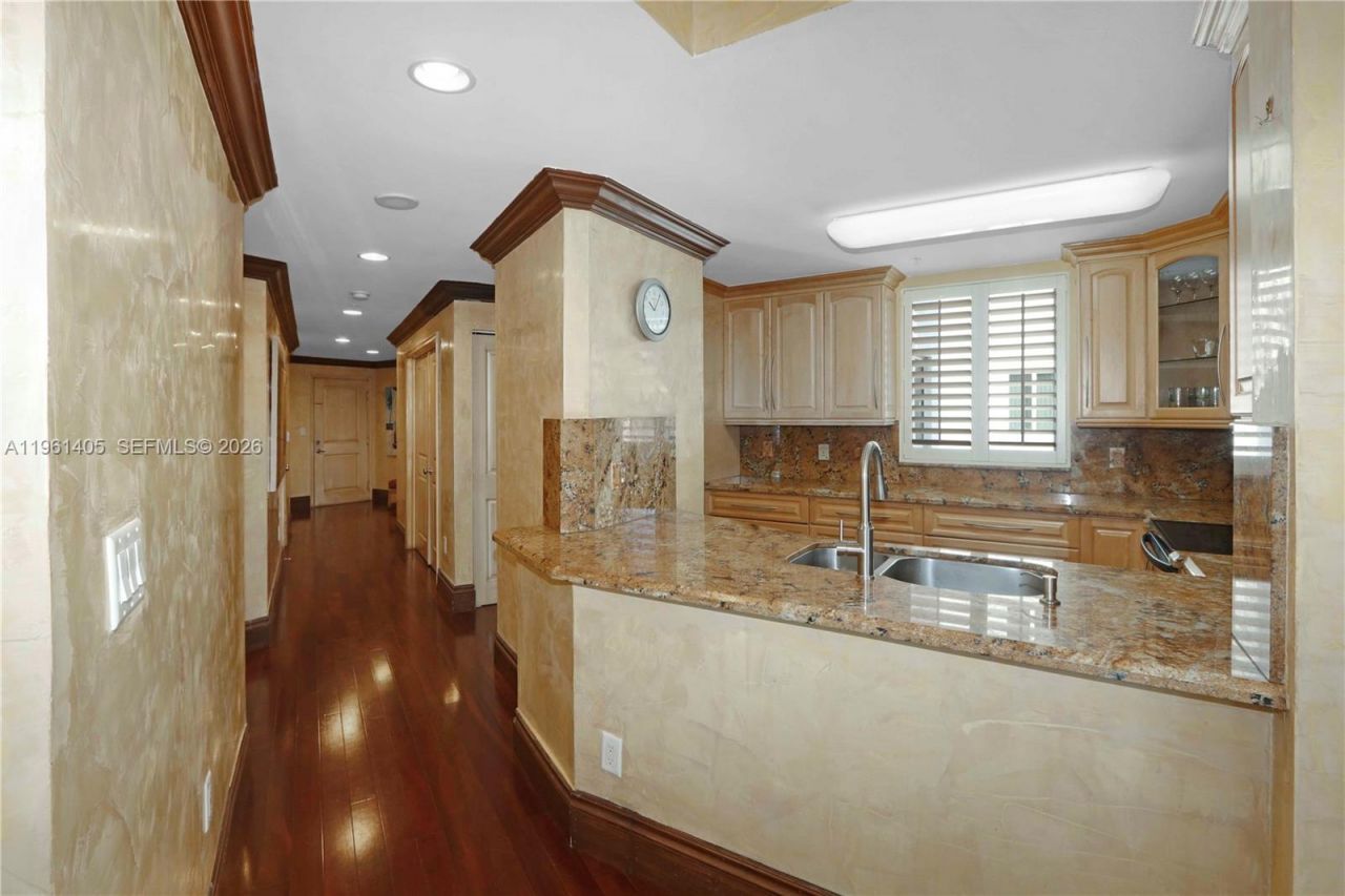 10 Aragon Ave , Unit 1216, Coral Gables, FL 33134 Photo