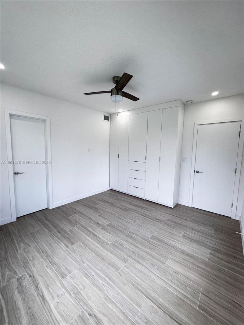 2855 Royal Palm Ave, Unit 2, Miami Beach, FL 33140 Photo