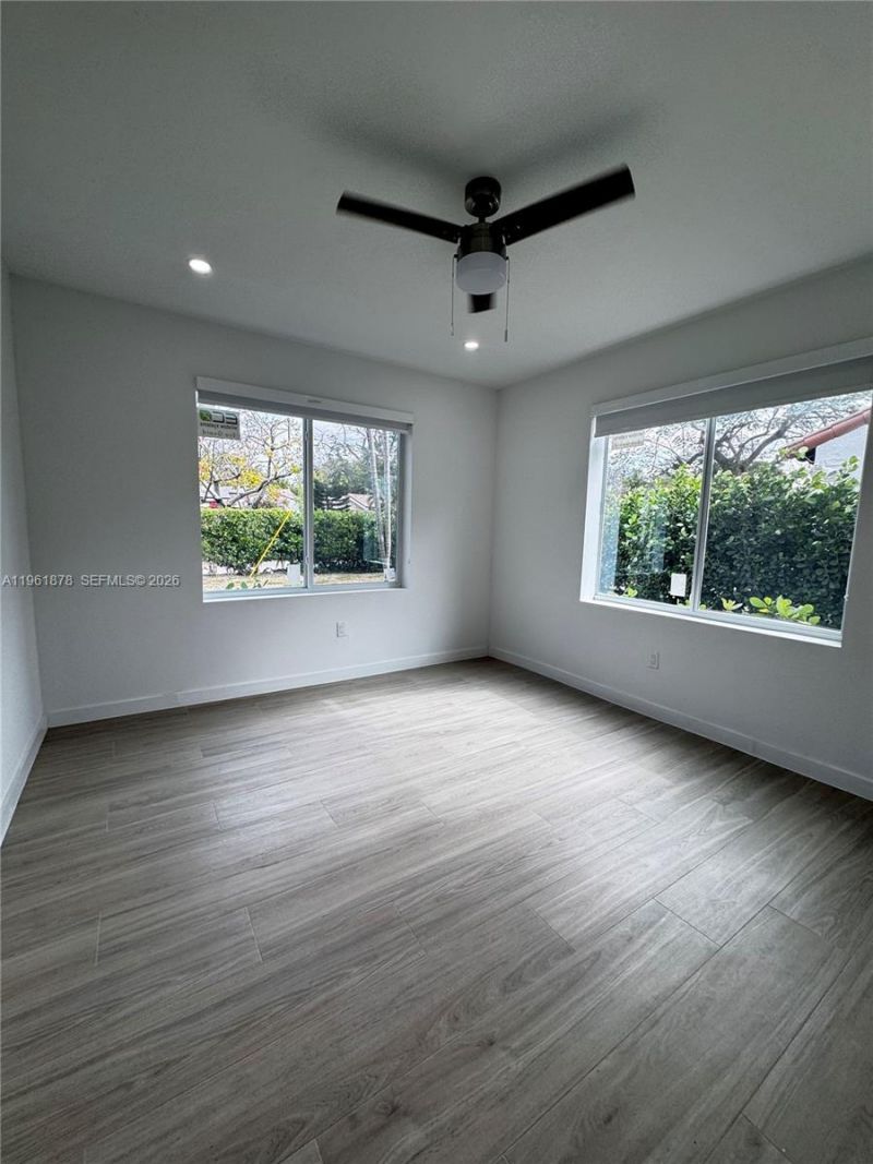 2855 Royal Palm Ave, Unit 2, Miami Beach, FL 33140 Photo