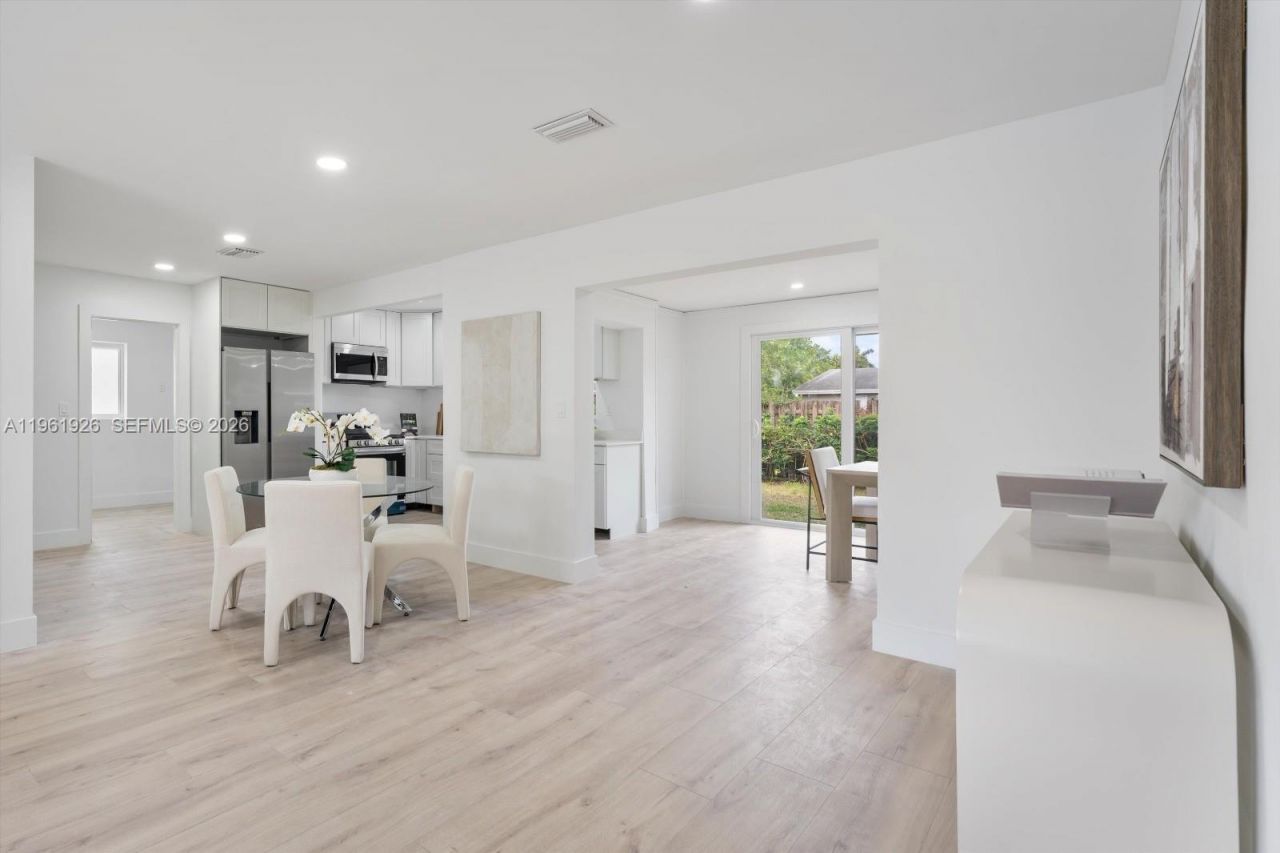 6231 NW 18th St, Sunrise, FL 33313 Photo