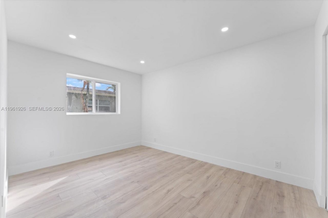 6231 NW 18th St, Sunrise, FL 33313 Photo