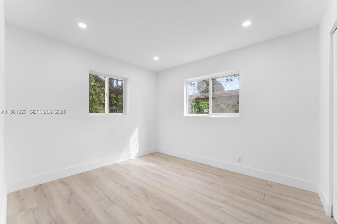 6231 NW 18th St, Sunrise, FL 33313 Photo