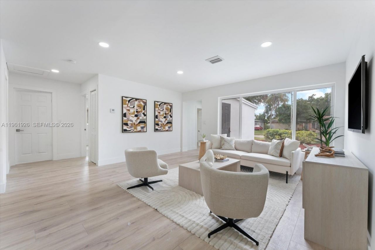 6231 NW 18th St, Sunrise, FL 33313 Photo