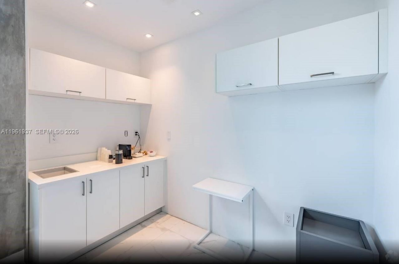 2347 Biscayne Blvd, Unit RU-7, Miami, FL 33137 Photo