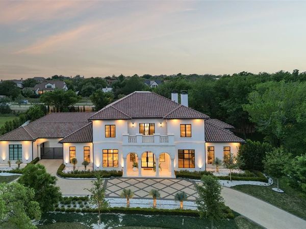 1521 Meandering Way Drive, Westlake, TX 76262