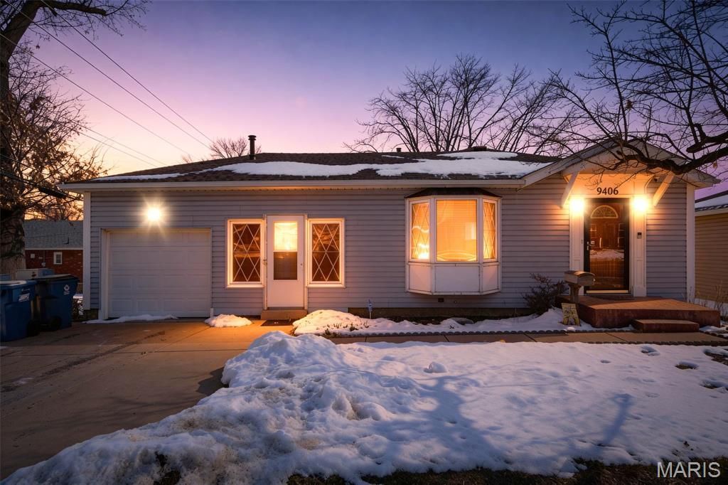 9406 Mackenzie Road, Affton, MO 63123 Main Photo