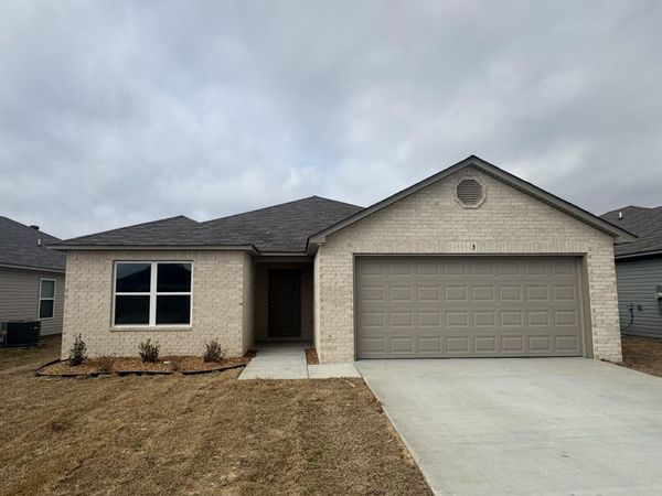 3 Candlelight Drive, Conway, AR 72032