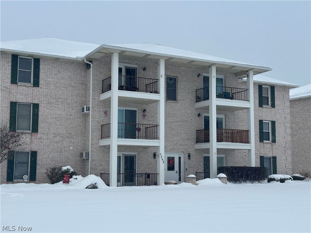 7362 Eisenhower Drive, Unit 5, Boardman, OH 44512 Main Photo