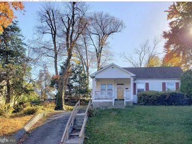 2050 CHERRI DRIVE, FALLS CHURCH, VA 22043