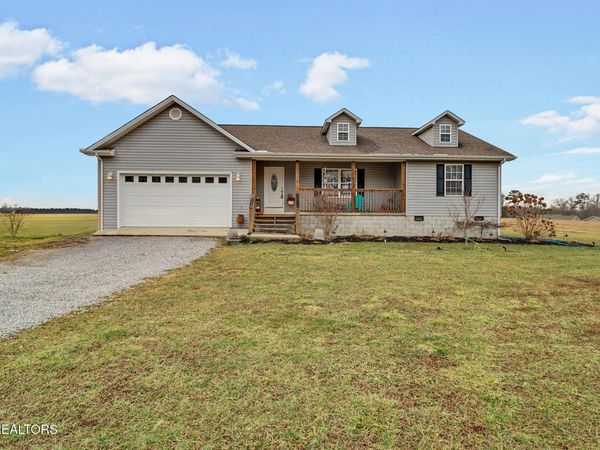 414 St Anthony Drive, Jamestown, TN 38556