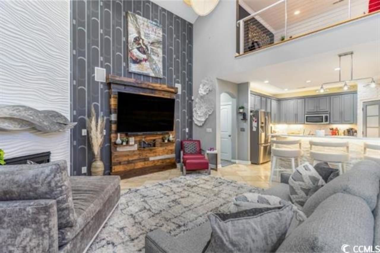 6244 Catalina Dr. Photo 13