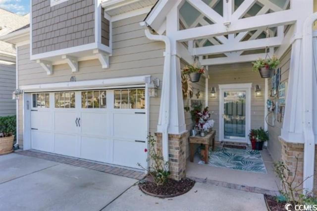 6244 Catalina Dr. Photo 4