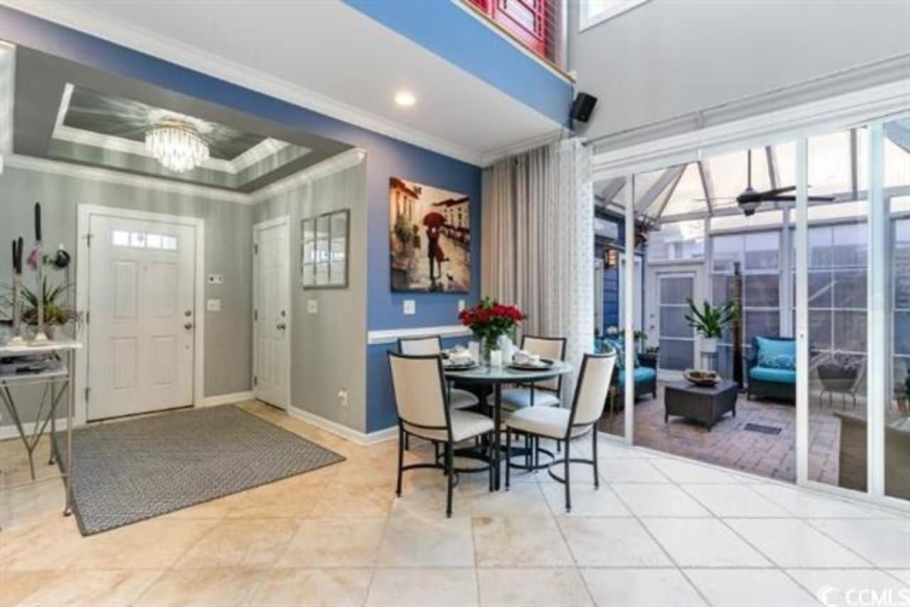 6244 Catalina Dr. Photo 8