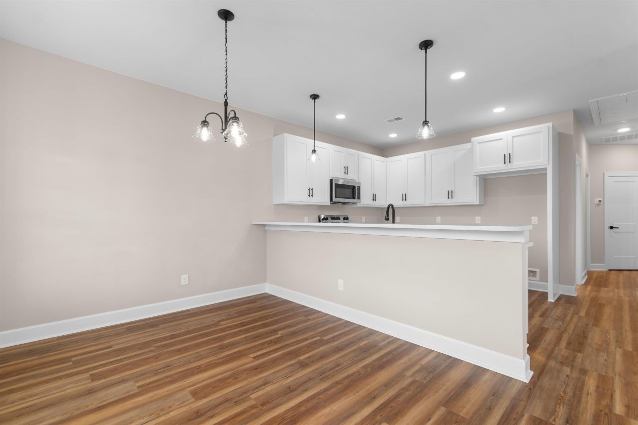 200 Zion Rd. Photo 12