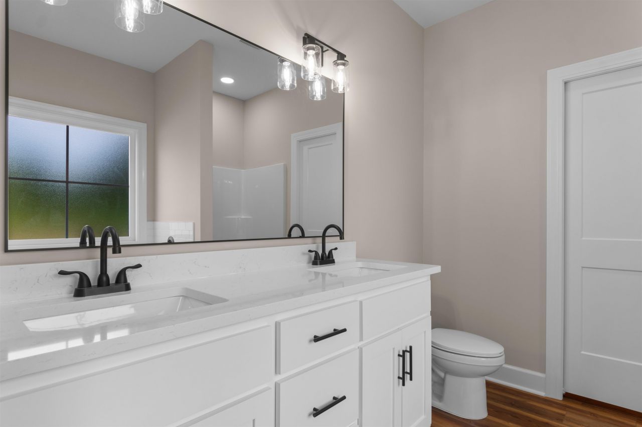 200 Zion Rd. Photo 17