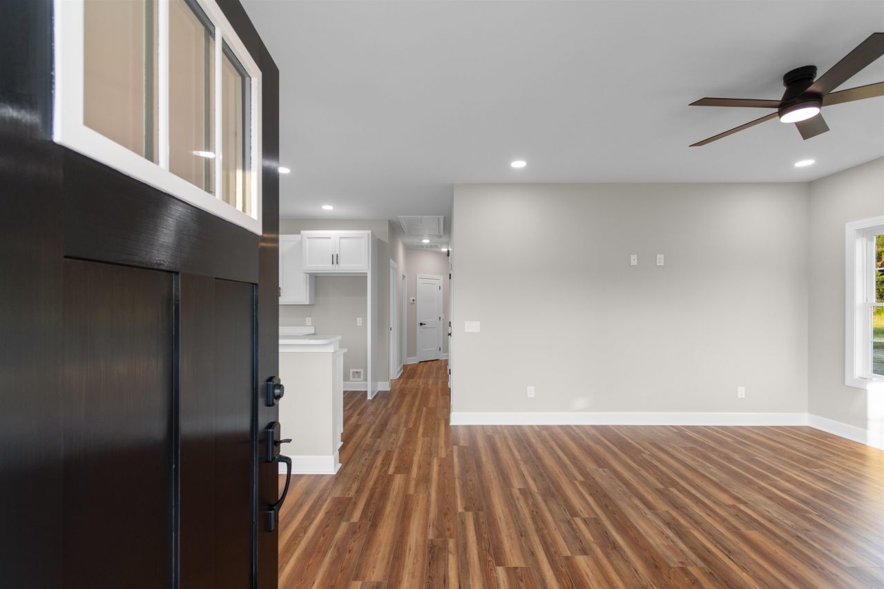 200 Zion Rd. Photo 8