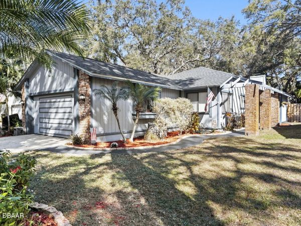 67 Ravenwood Court, Ormond Beach, FL 32174