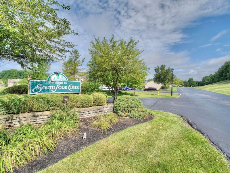 20 Rio Grande Circle, Unit 8, Florence, KY 41042 Photo 2