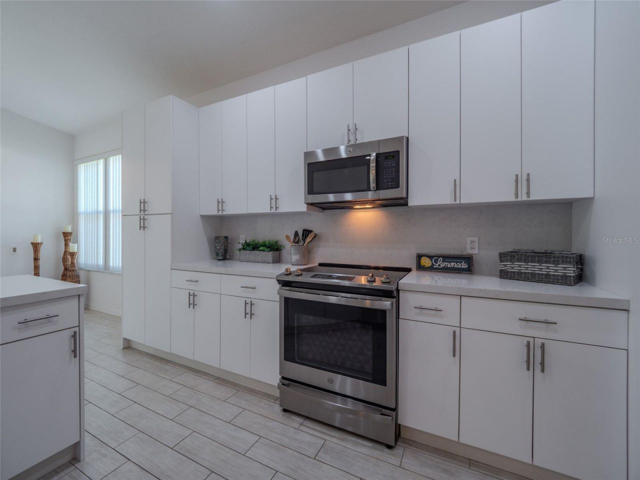 6721 Oak Manor Drive, Lakewood Ranch, FL 34202 Photo