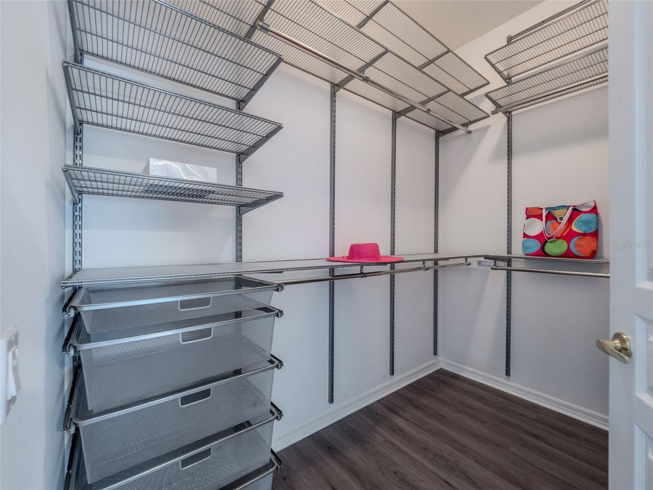 6721 Oak Manor Drive, Lakewood Ranch, FL 34202 Photo