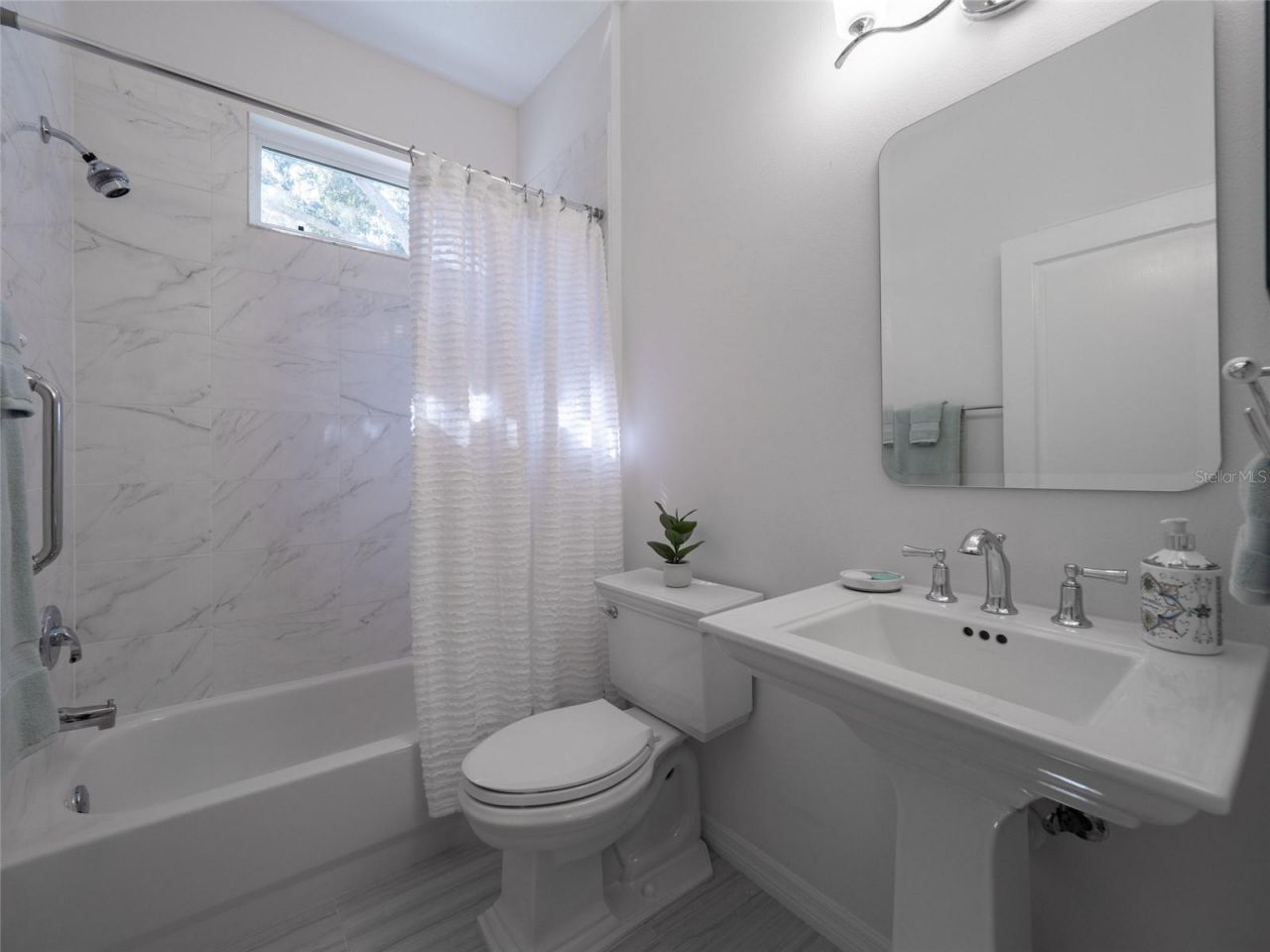 6721 Oak Manor Drive, Lakewood Ranch, FL 34202 Photo