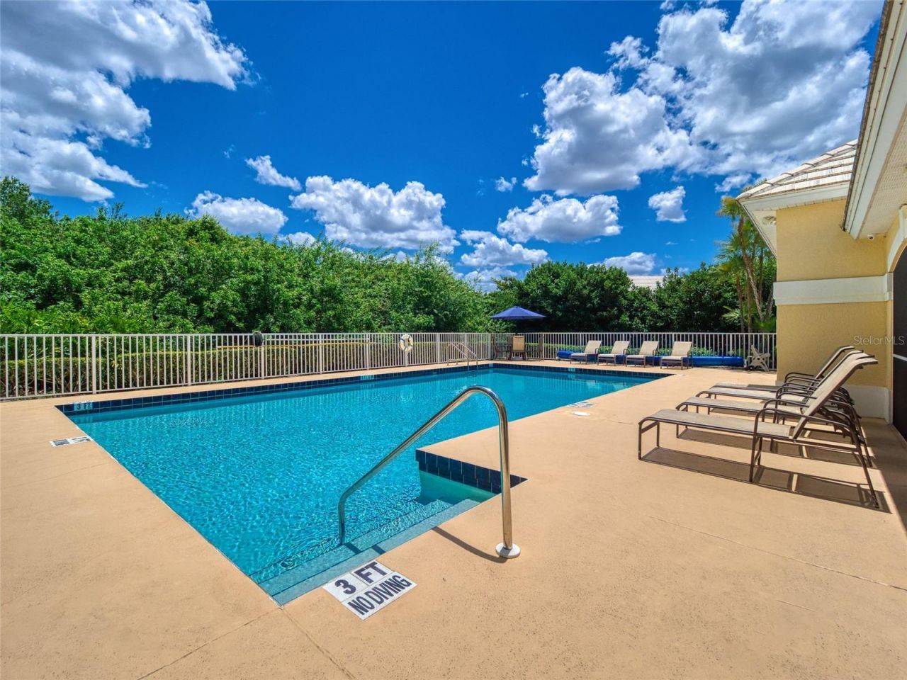 6721 Oak Manor Drive, Lakewood Ranch, FL 34202 Photo