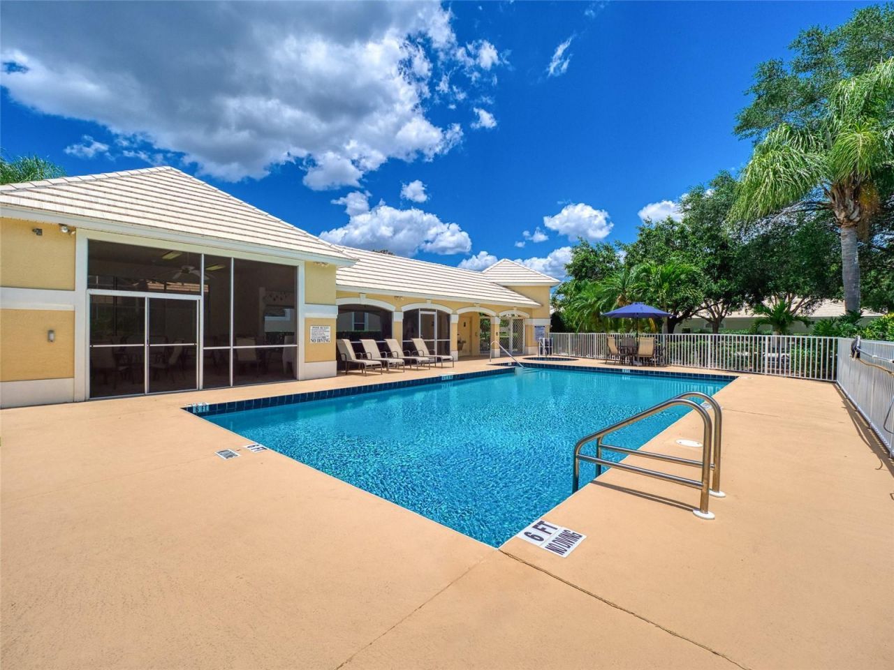 6721 Oak Manor Drive, Lakewood Ranch, FL 34202 Photo