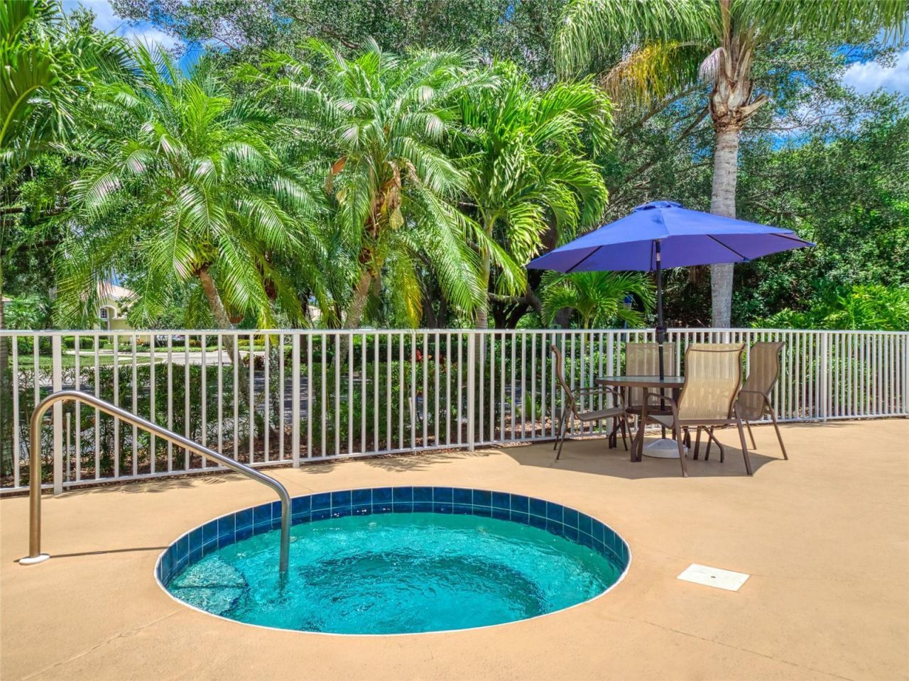 6721 Oak Manor Drive, Lakewood Ranch, FL 34202 Photo