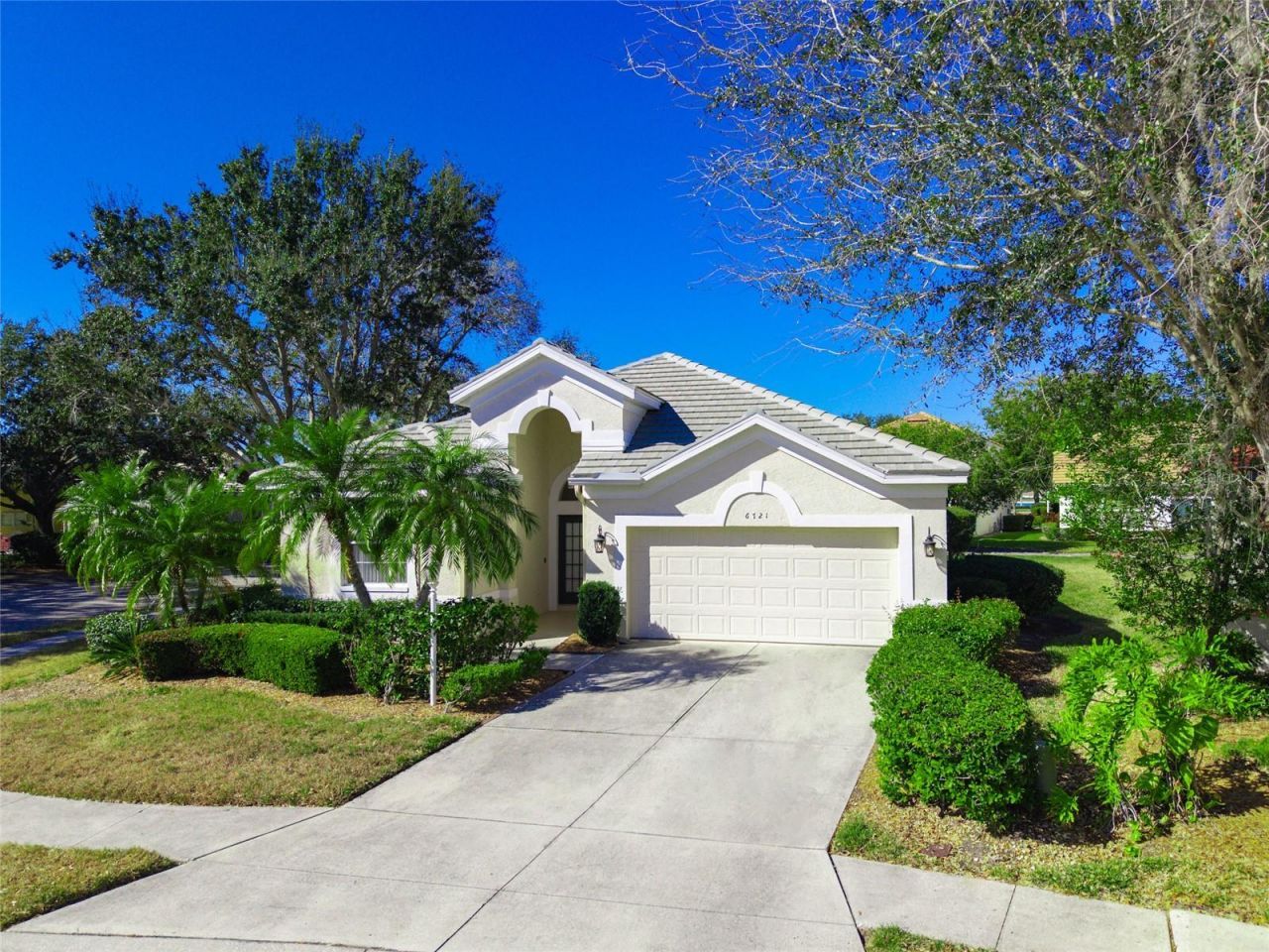 6721 Oak Manor Drive, Lakewood Ranch, FL 34202 Photo