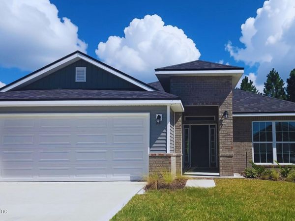 8321 HELMSLEY Boulevard, Jacksonville, FL 32219