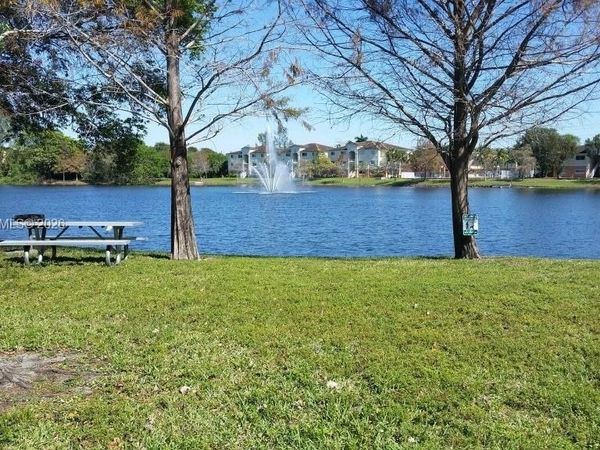 3700 N 56th Ave , Unit 1036, Hollywood, FL 33021