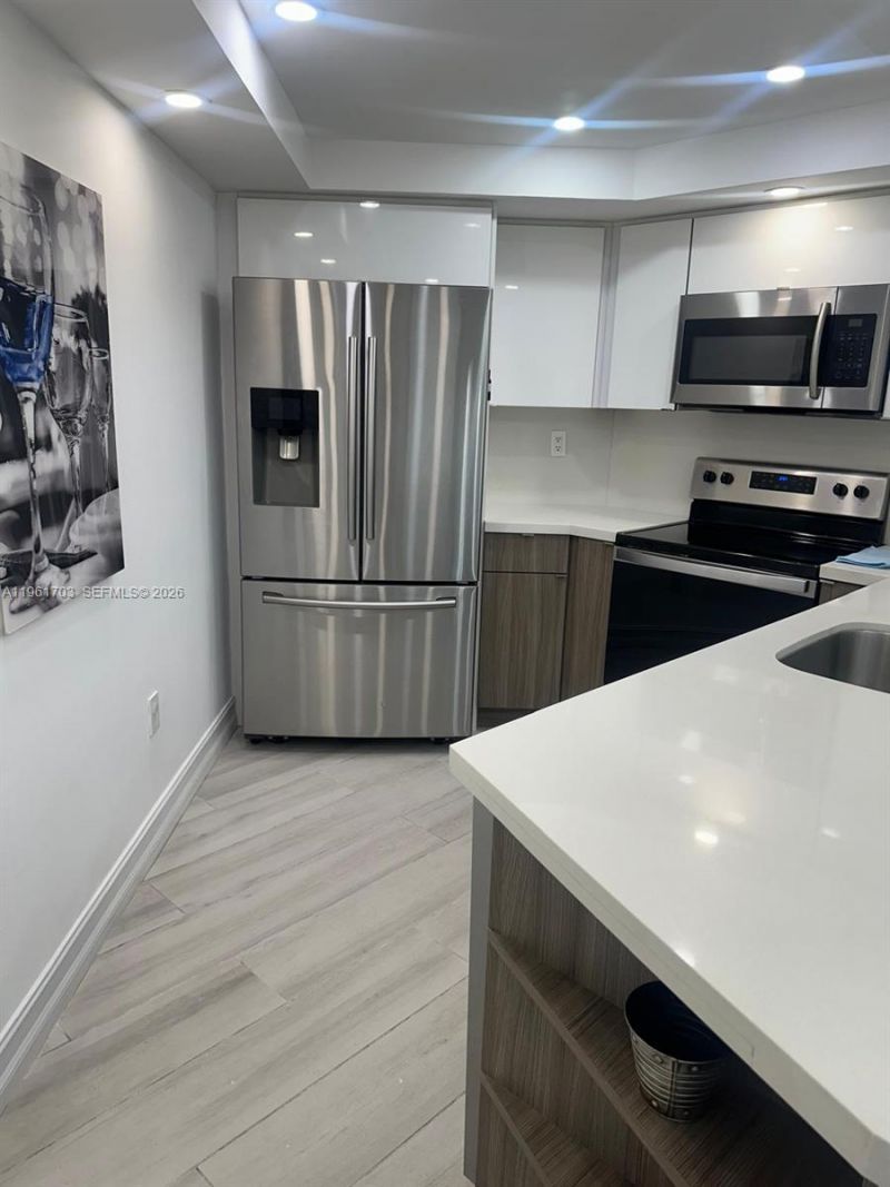 9725 Fontainebleau Blvd, Unit A103, Miami, FL 33172 Photo