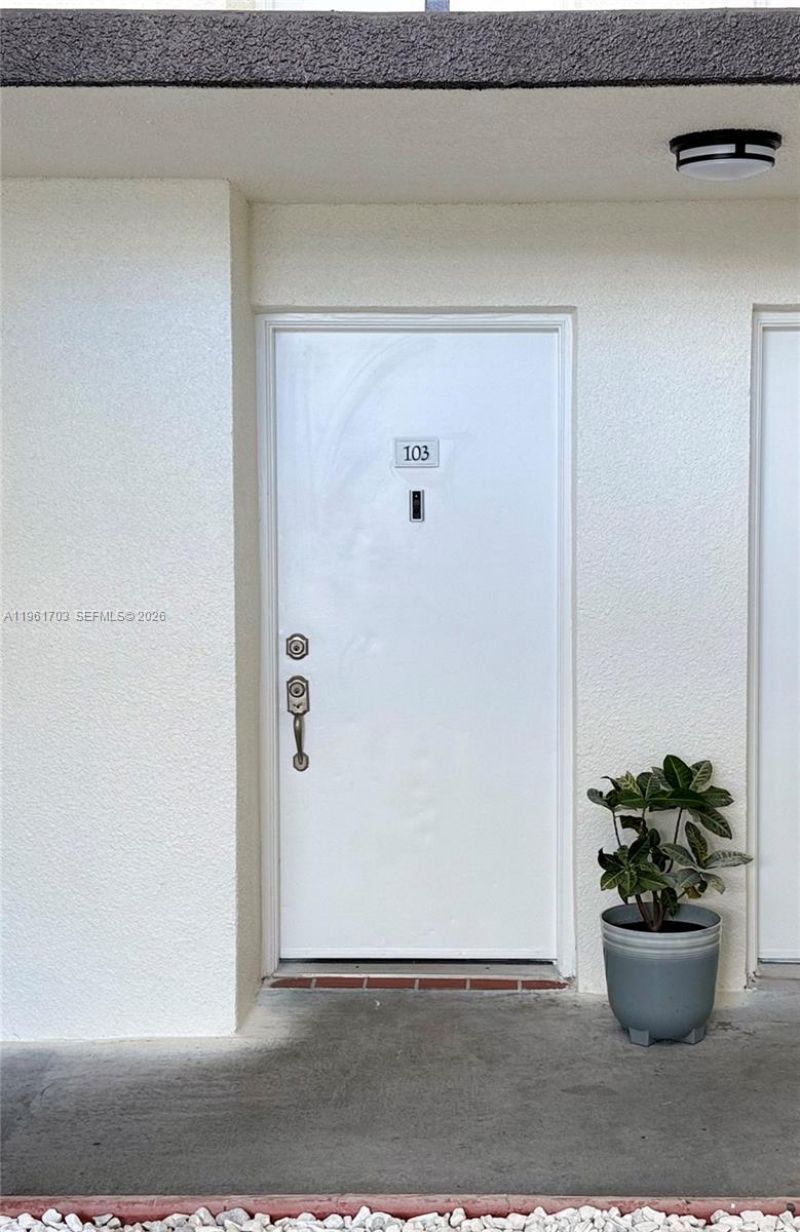 9725 Fontainebleau Blvd, Unit A103, Miami, FL 33172 Photo