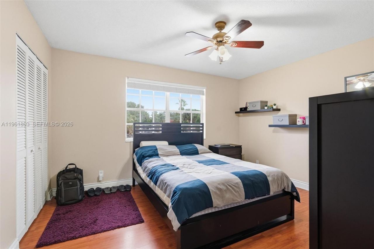 8630 SW 3rd St , Unit 203, Pembroke Pines, FL 33025 Photo