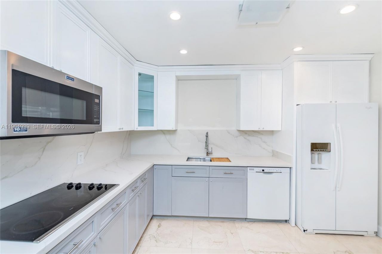 310 Harbor Ct, Key Biscayne, FL 33149 Photo