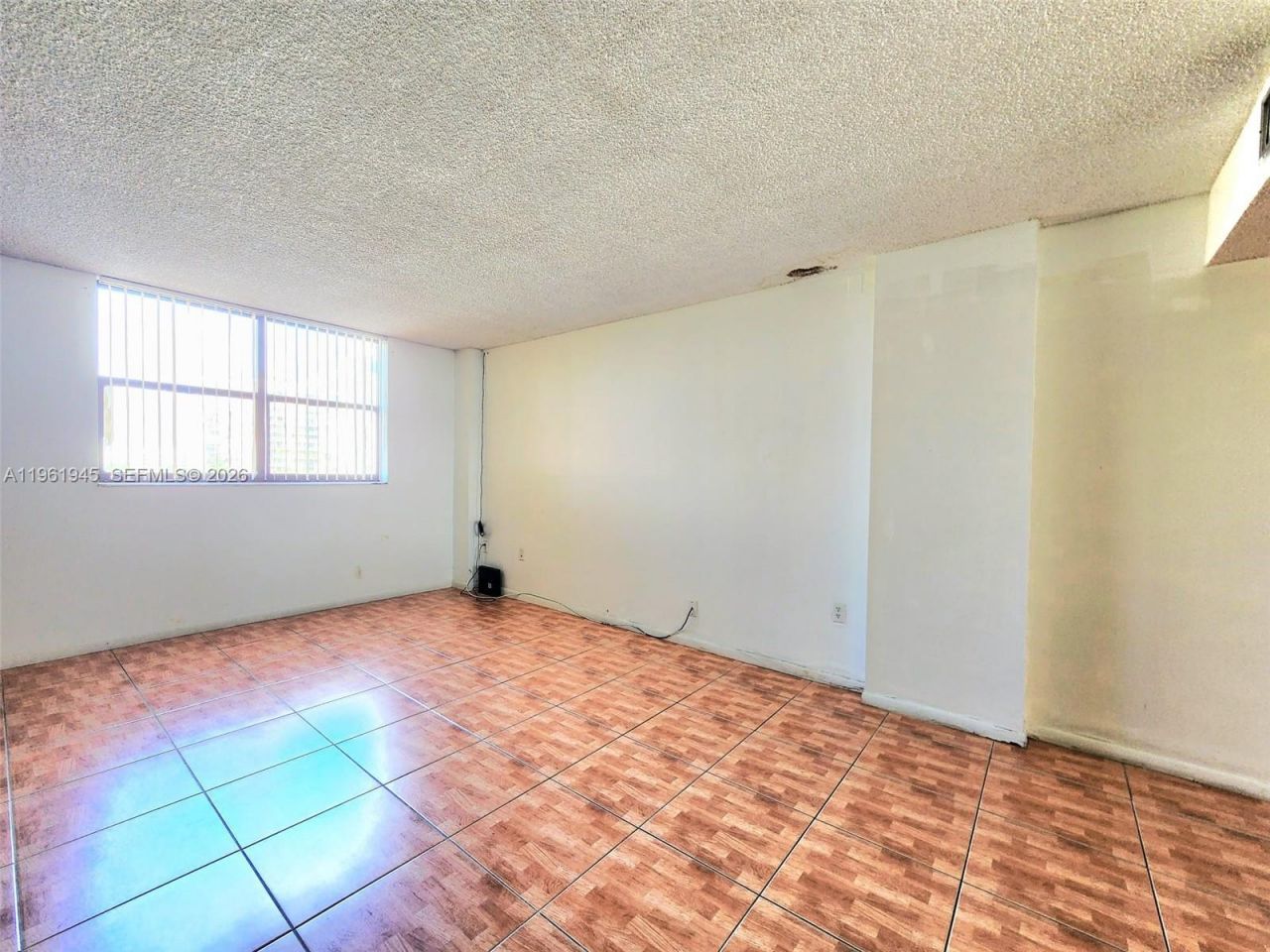 210 174th St, Unit 714, Sunny Isles Beach, FL 33160 Photo