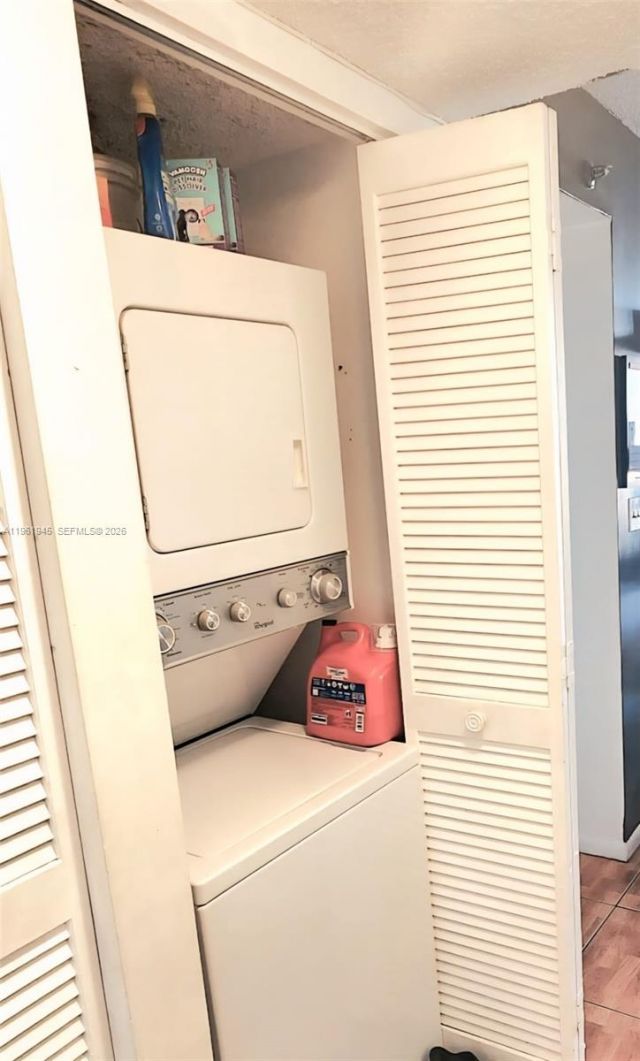 210 174th St, Unit 714, Sunny Isles Beach, FL 33160 Photo