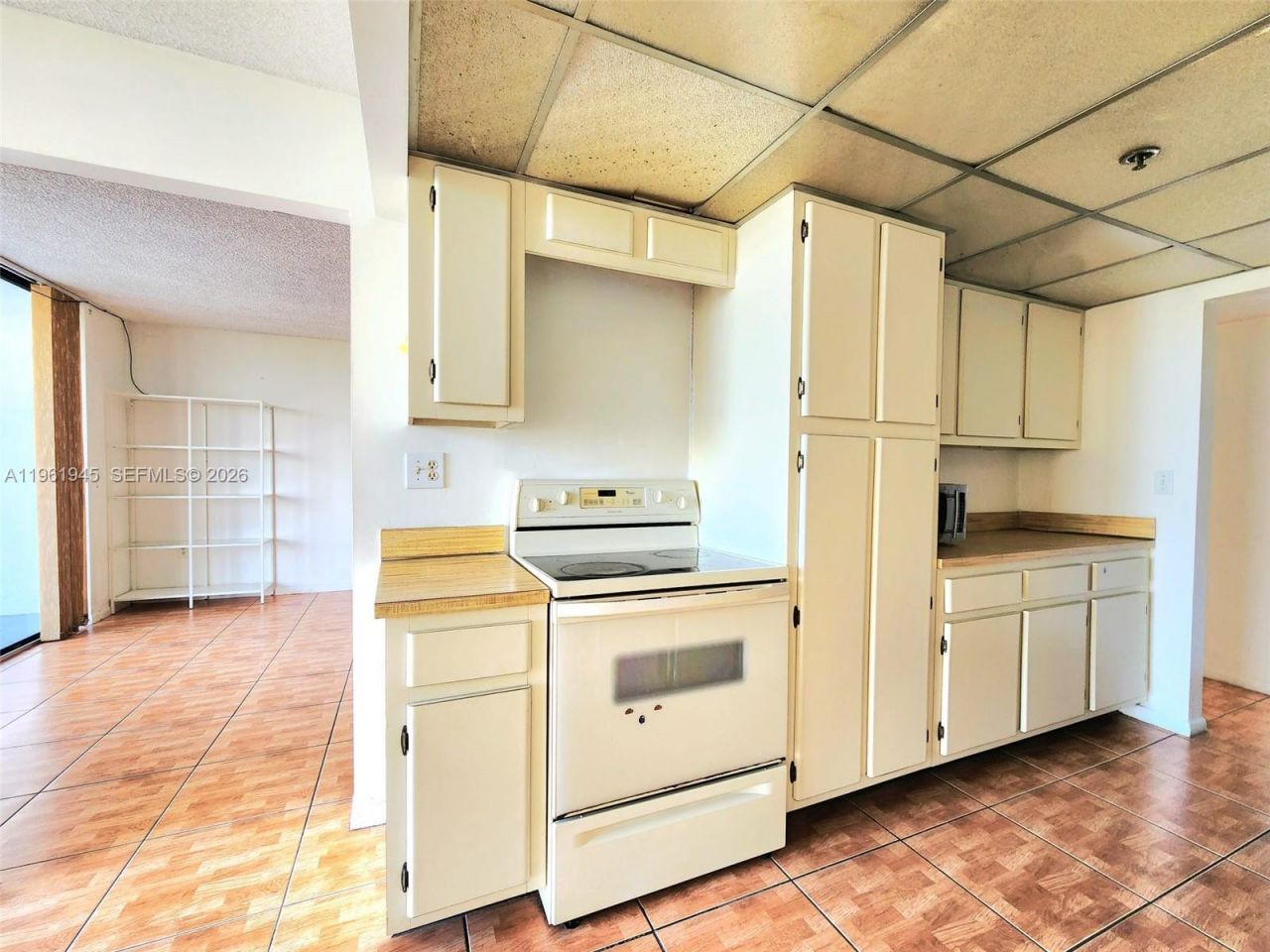 210 174th St, Unit 714, Sunny Isles Beach, FL 33160 Photo