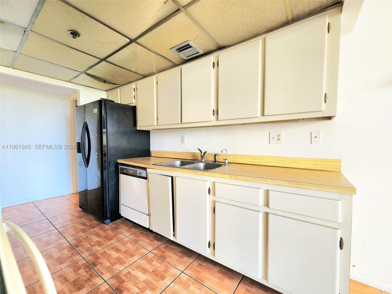 210 174th St, Unit 714, Sunny Isles Beach, FL 33160 Photo