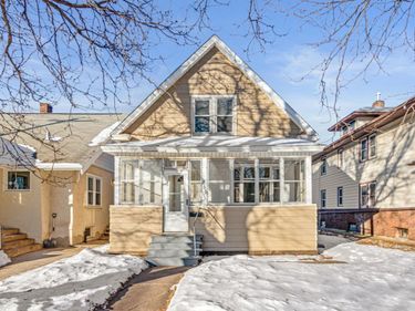 855 Juno Avenue, Saint Paul, MN 55102