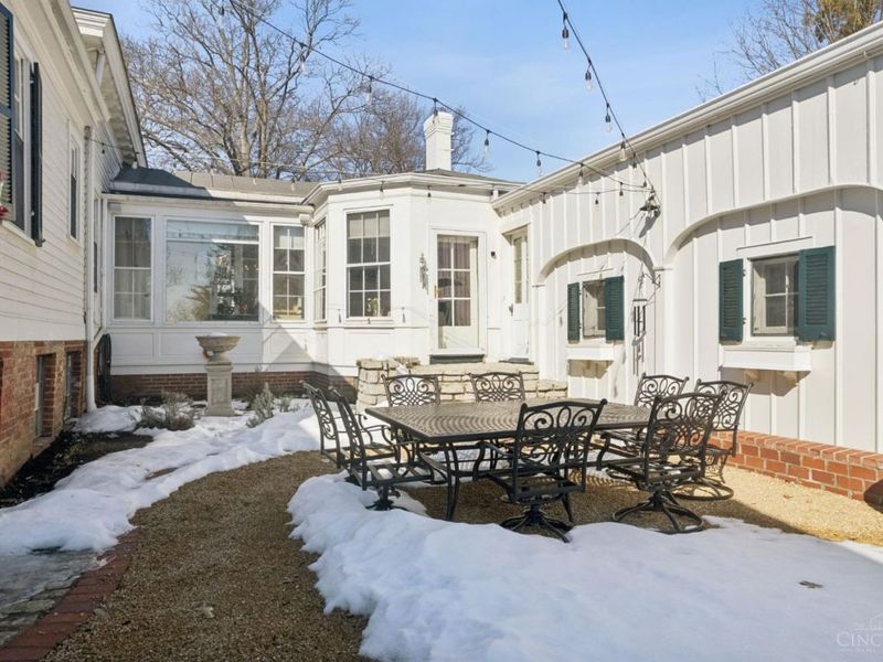 95 E Fountain Avenue, Glendale, OH 45246 Photo 10