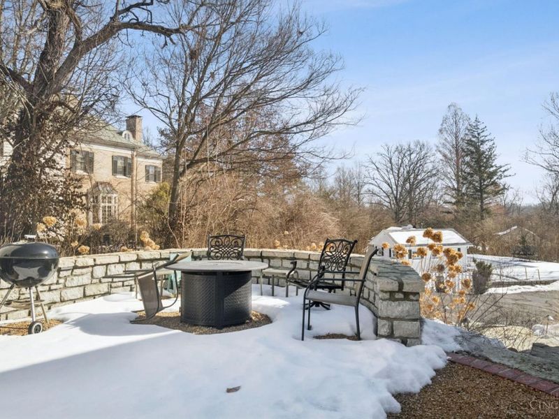 95 E Fountain Avenue, Glendale, OH 45246 Photo 11