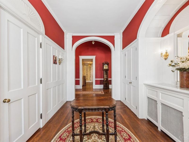 95 E Fountain Avenue, Glendale, OH 45246 Photo 21