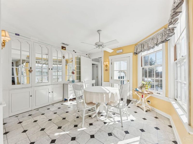 95 E Fountain Avenue, Glendale, OH 45246 Photo 30