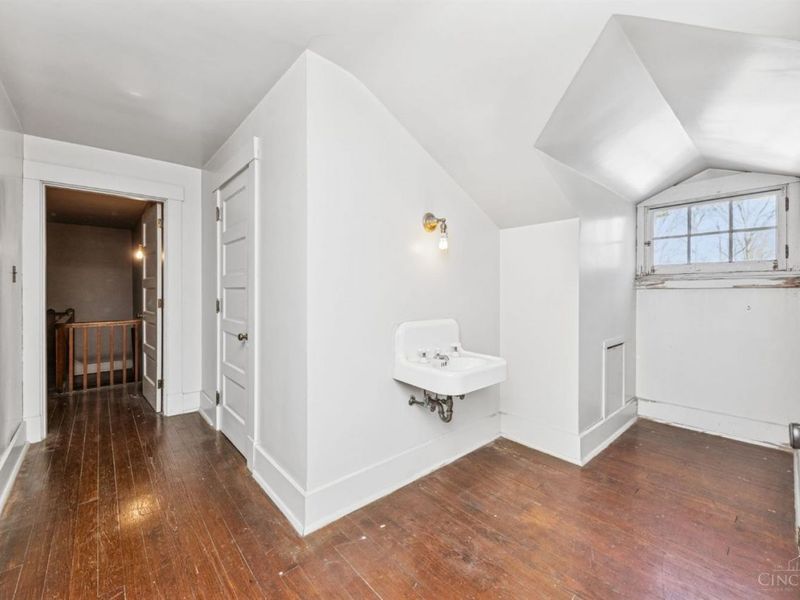 95 E Fountain Avenue, Glendale, OH 45246 Photo 75