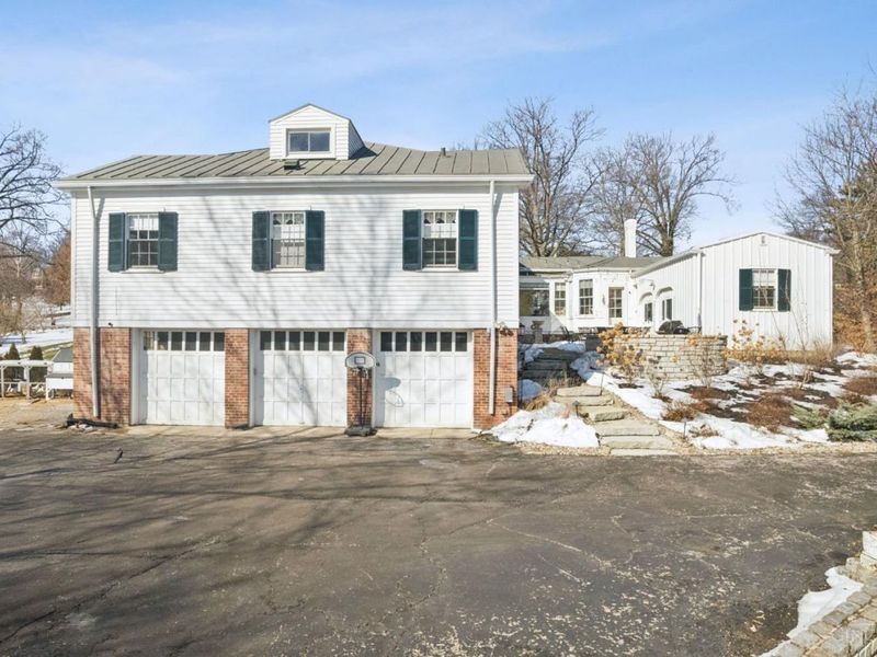 95 E Fountain Avenue, Glendale, OH 45246 Photo 9