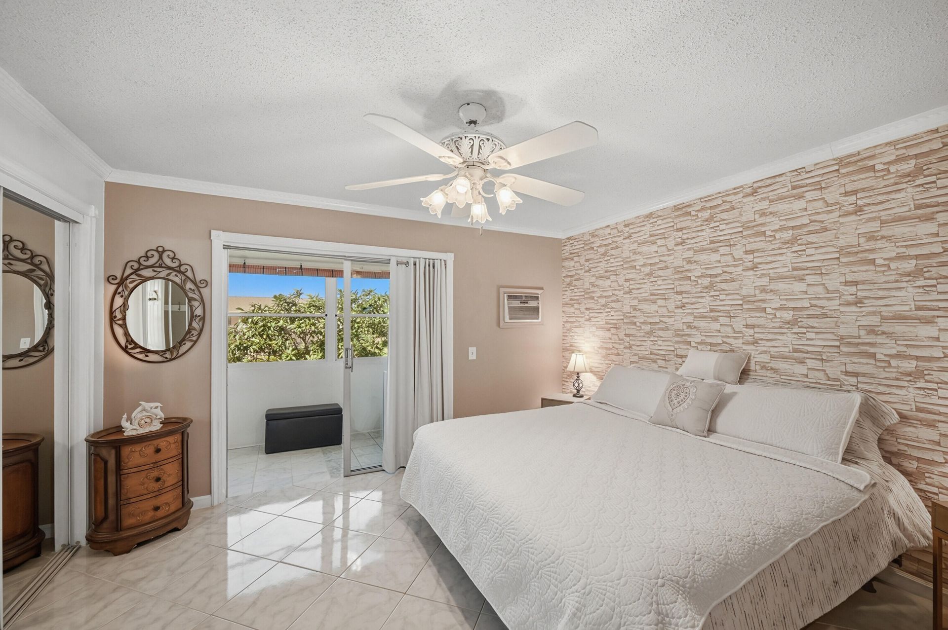 47 Berkshire B Crescent, Unit B, West Palm Beach, FL 33417 Photo
