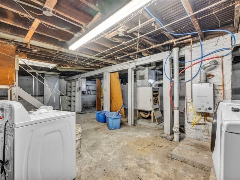 6010 Maurice Avenue, Cleveland, OH 44127 Photo 27