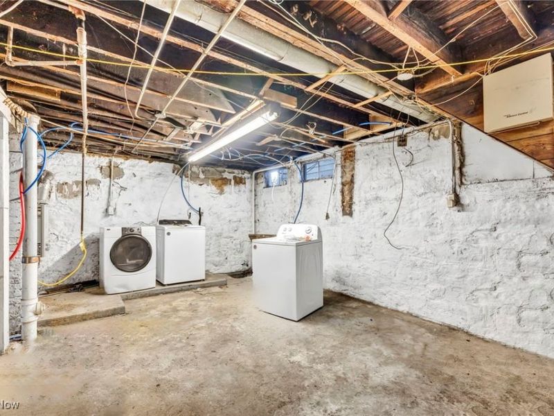 6010 Maurice Avenue, Cleveland, OH 44127 Photo 29