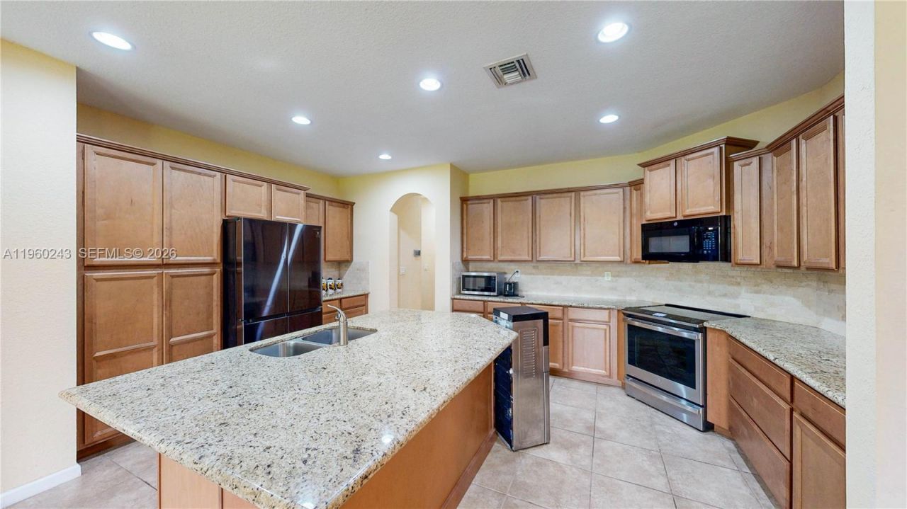 12922 SW 221st St, Miami, FL 33170 Photo